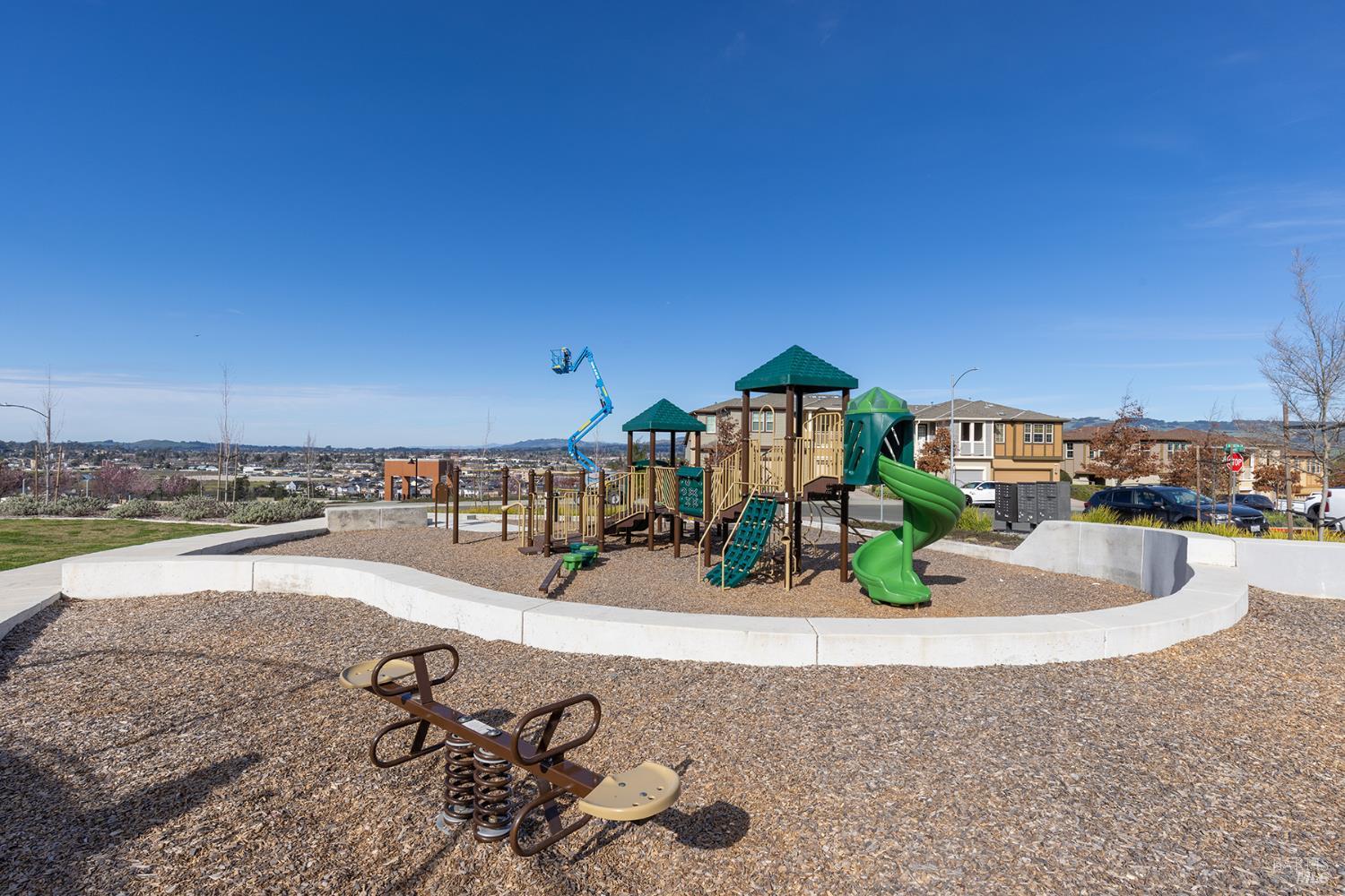 Detail Gallery Image 51 of 57 For 417 Jacquelyn Ln, Petaluma,  CA 94952 - 3 Beds | 2/1 Baths