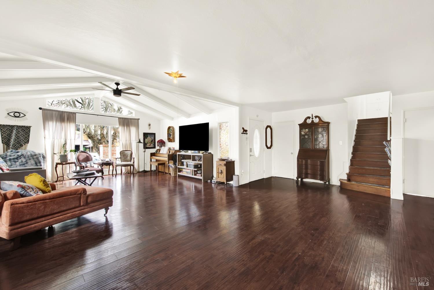 Detail Gallery Image 26 of 57 For 620 Walnut Ave, Vacaville,  CA 95688 - 4 Beds | 3 Baths