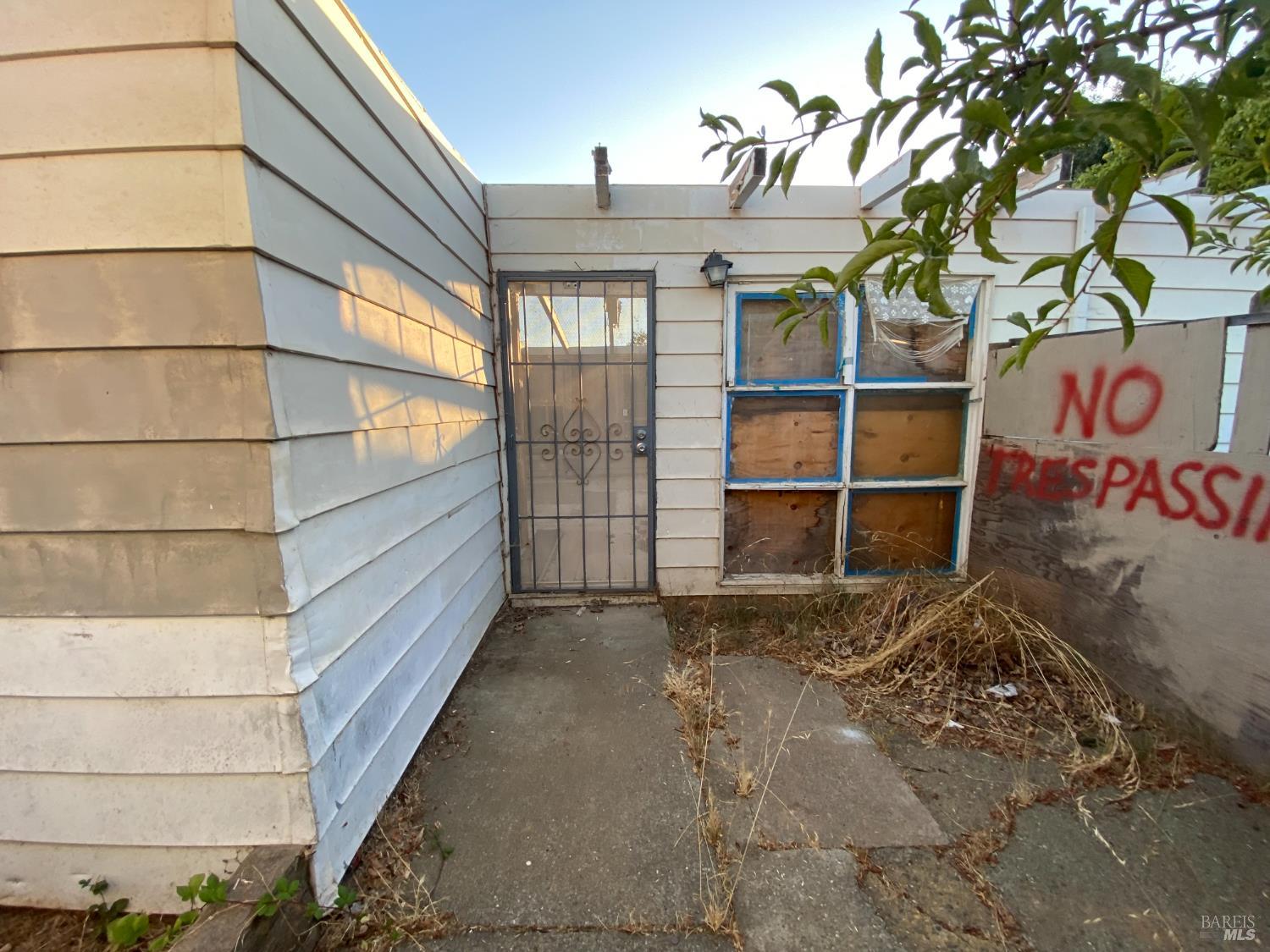 Detail Gallery Image 9 of 34 For 18 Joan Dr, American Canyon,  CA 94503 - 3 Beds | 2 Baths