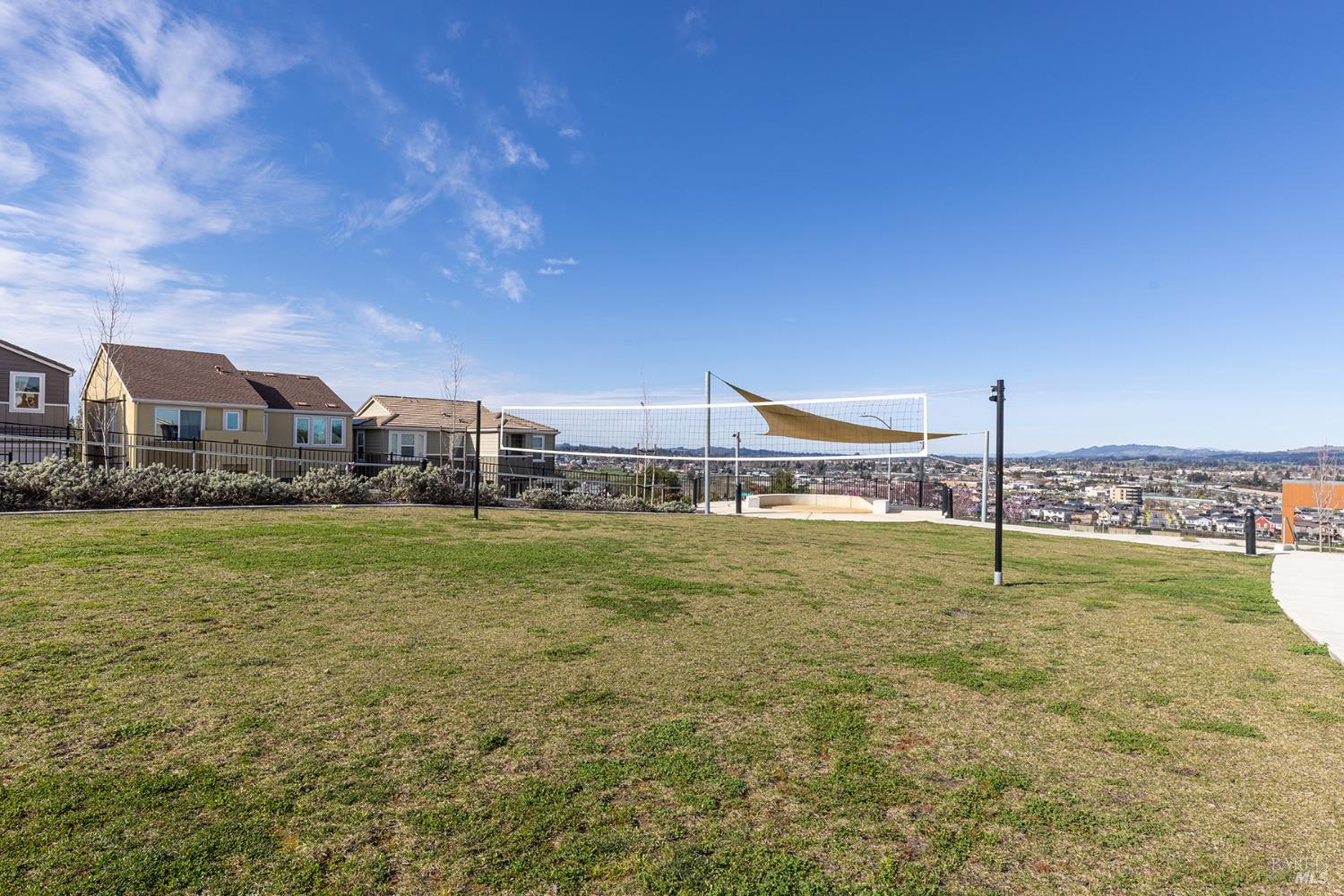 Detail Gallery Image 50 of 57 For 417 Jacquelyn Ln, Petaluma,  CA 94952 - 3 Beds | 2/1 Baths