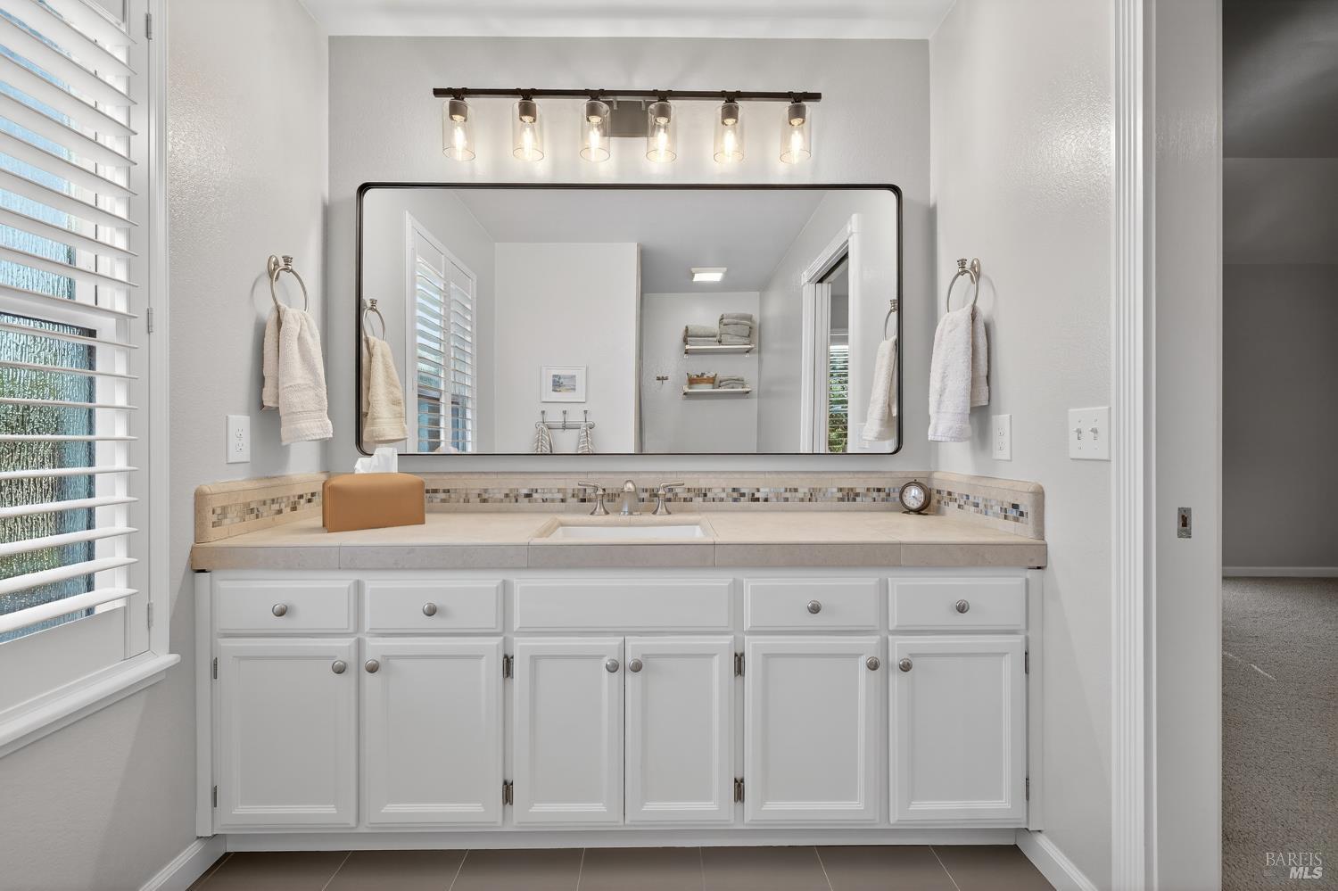 Detail Gallery Image 37 of 53 For 2071 Mount Olive Dr, Santa Rosa,  CA 95404 - 3 Beds | 2 Baths