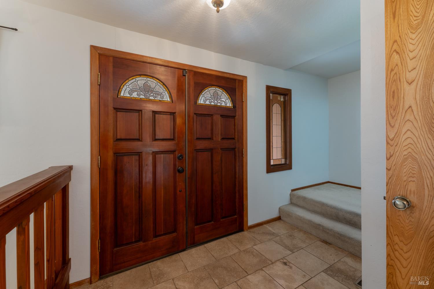 Detail Gallery Image 3 of 34 For 550 Baywood Ct, Ukiah,  CA 95482 - 3 Beds | 2/1 Baths