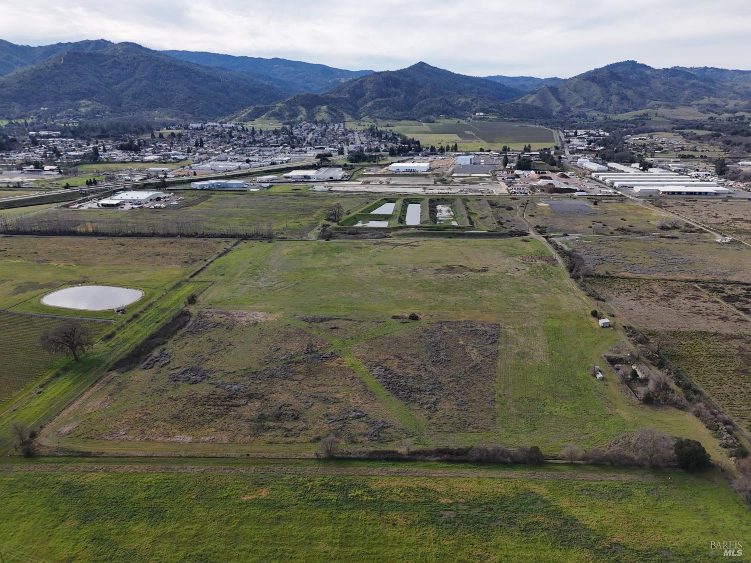 Detail Gallery Image 5 of 10 For 585 Kunzler Ranch Rd, Ukiah,  CA 95482 - – Beds | – Baths