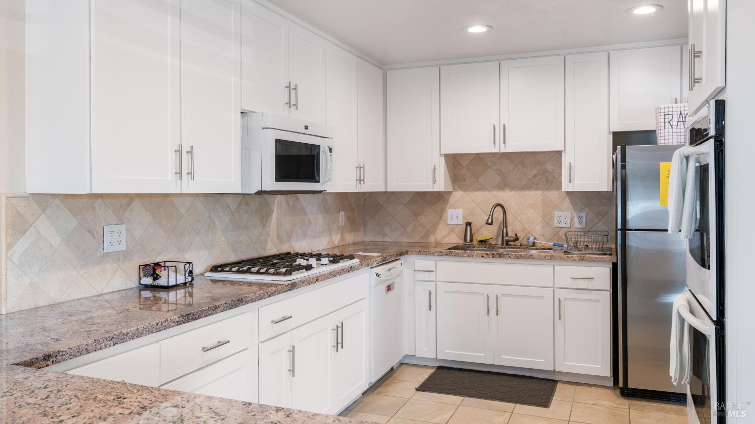 Detail Gallery Image 20 of 21 For 114 Redwing Dr, Santa Rosa,  CA 95409 - 2 Beds | 1 Baths