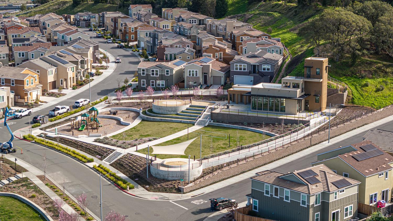 Detail Gallery Image 52 of 57 For 417 Jacquelyn Ln, Petaluma,  CA 94952 - 3 Beds | 2/1 Baths