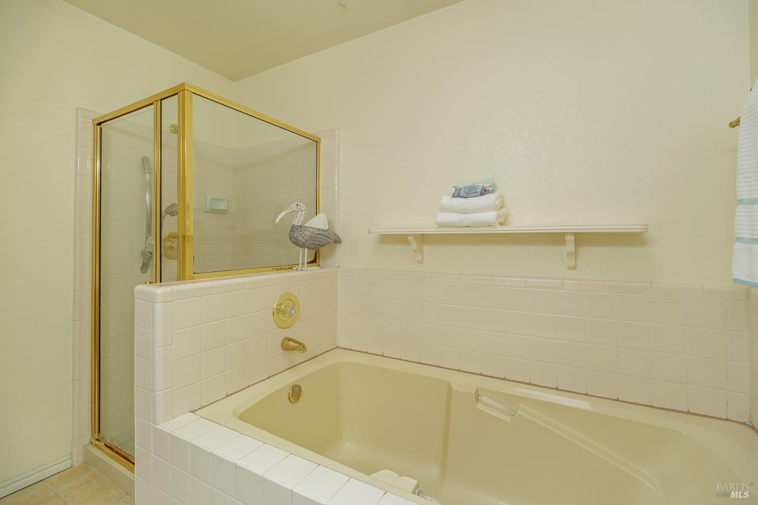 Detail Gallery Image 20 of 31 For 1449 Morning Glory Dr, Petaluma,  CA 94954 - 3 Beds | 2 Baths