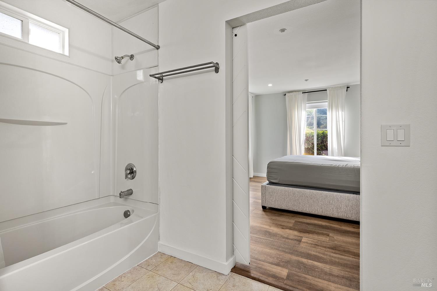 Detail Gallery Image 29 of 32 For 117 Captain Nurse Cir, Novato,  CA 94949 - 2 Beds | 2 Baths