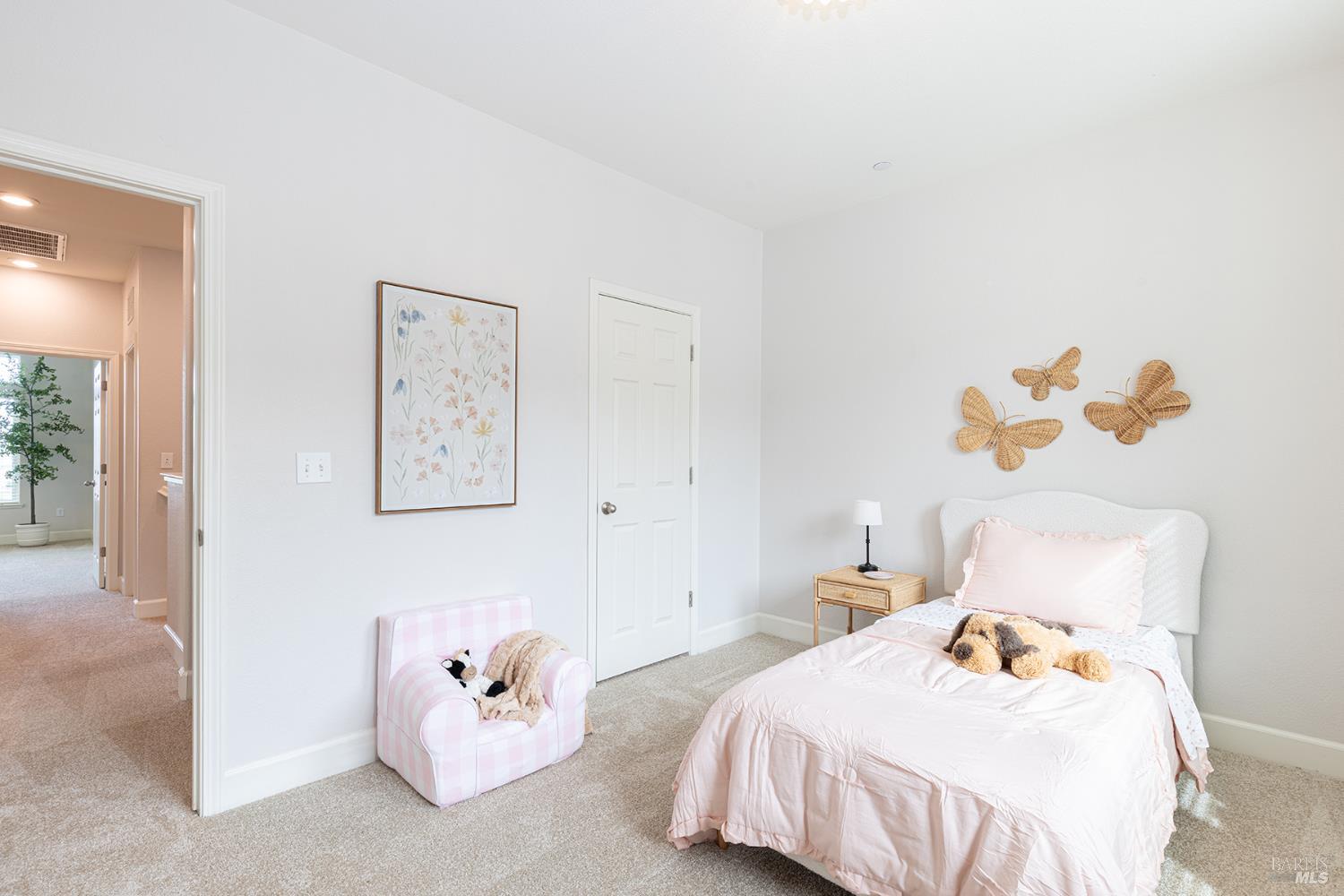 Detail Gallery Image 30 of 57 For 417 Jacquelyn Ln, Petaluma,  CA 94952 - 3 Beds | 2/1 Baths