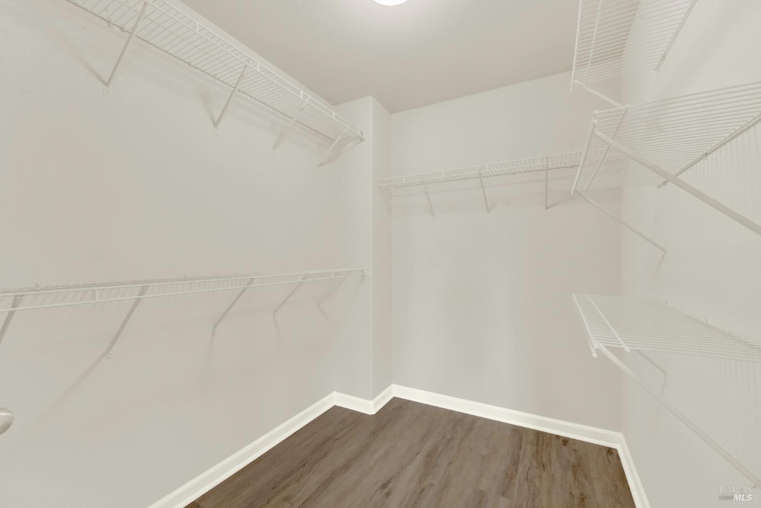 Detail Gallery Image 29 of 37 For 702 Racoon Ct, Fairfield,  CA 94533 - 3 Beds | 2/1 Baths