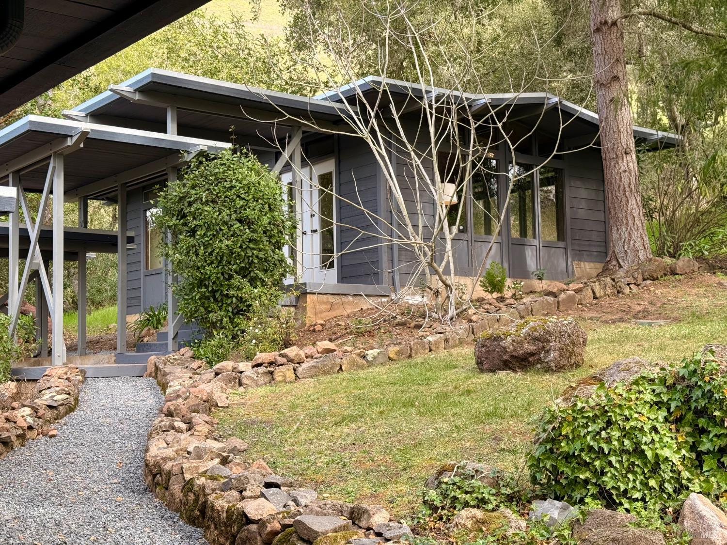 Detail Gallery Image 27 of 50 For 5815 Bennett Valley Rd, Santa Rosa,  CA 95404 - 4 Beds | 3/1 Baths