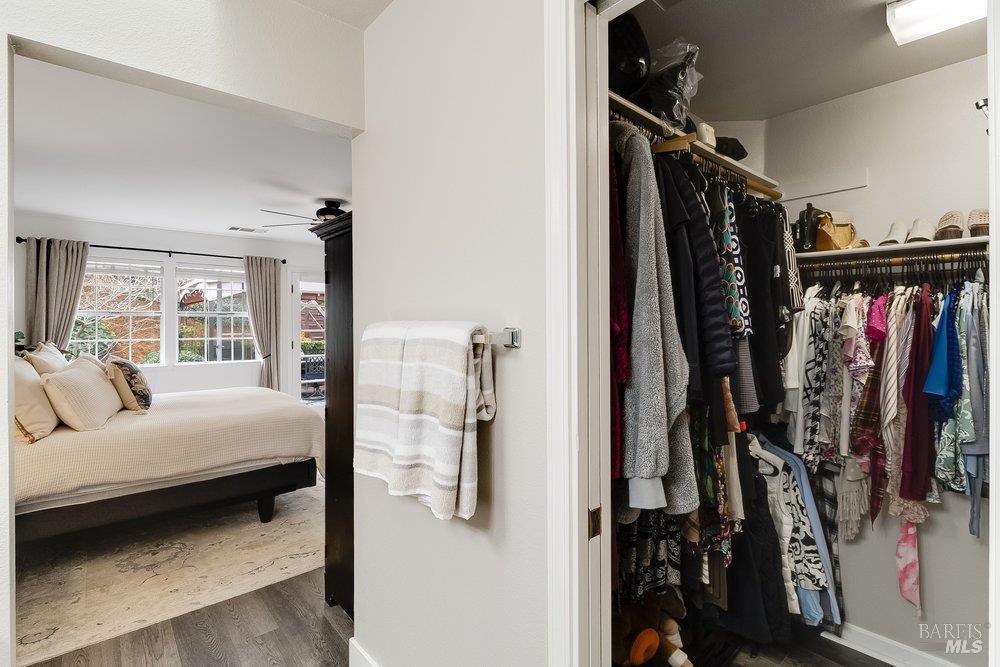 Detail Gallery Image 24 of 42 For 648 E J St, Benicia,  CA 94510 - 4 Beds | 3 Baths