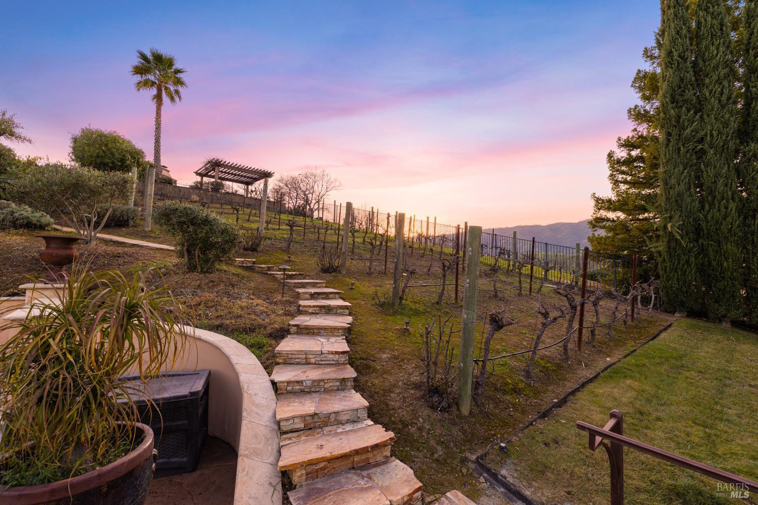 Detail Gallery Image 74 of 91 For 240 Hidden Valley Ln, Vacaville,  CA 95688 - 6 Beds | 3 Baths