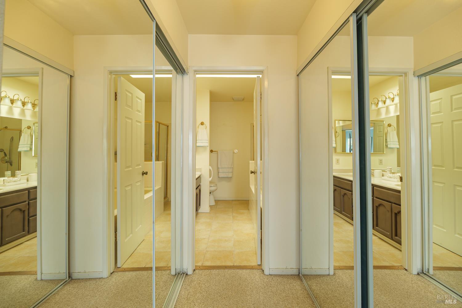 Detail Gallery Image 18 of 31 For 1449 Morning Glory Dr, Petaluma,  CA 94954 - 3 Beds | 2 Baths