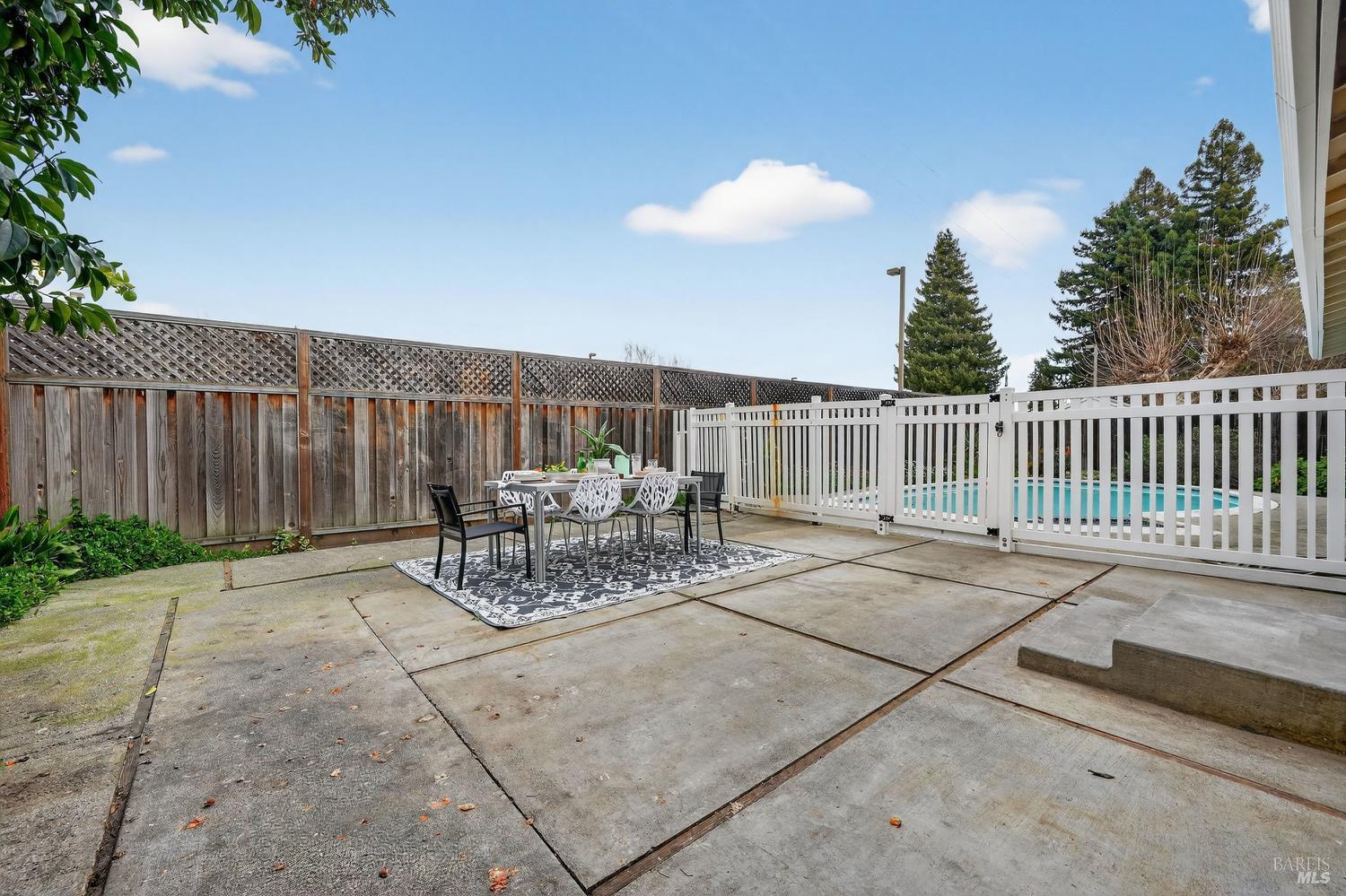 Detail Gallery Image 27 of 38 For 2312 Kathleen Dr, Napa,  CA 94558 - 3 Beds | 2 Baths