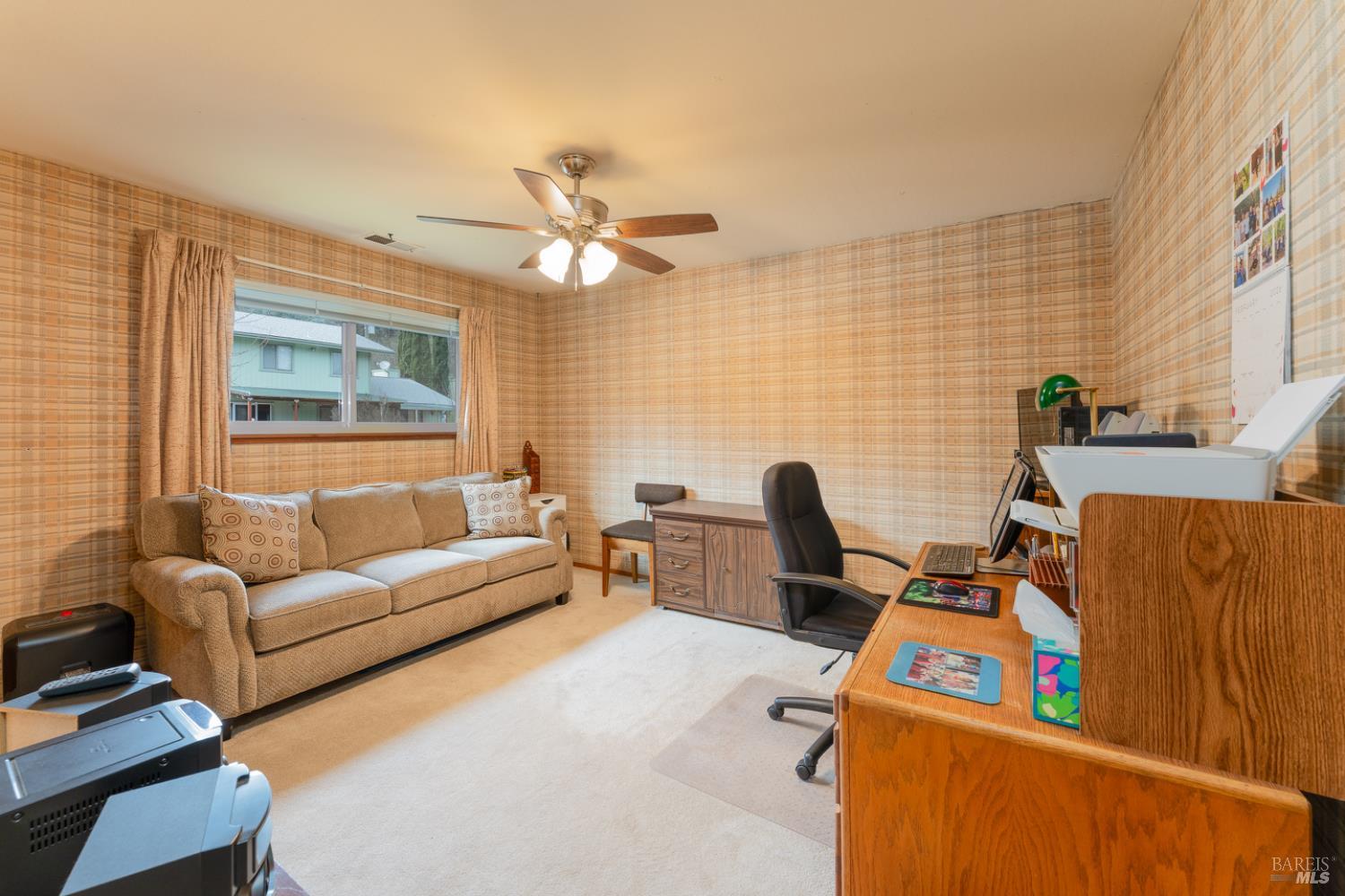 Detail Gallery Image 17 of 34 For 550 Baywood Ct, Ukiah,  CA 95482 - 3 Beds | 2/1 Baths