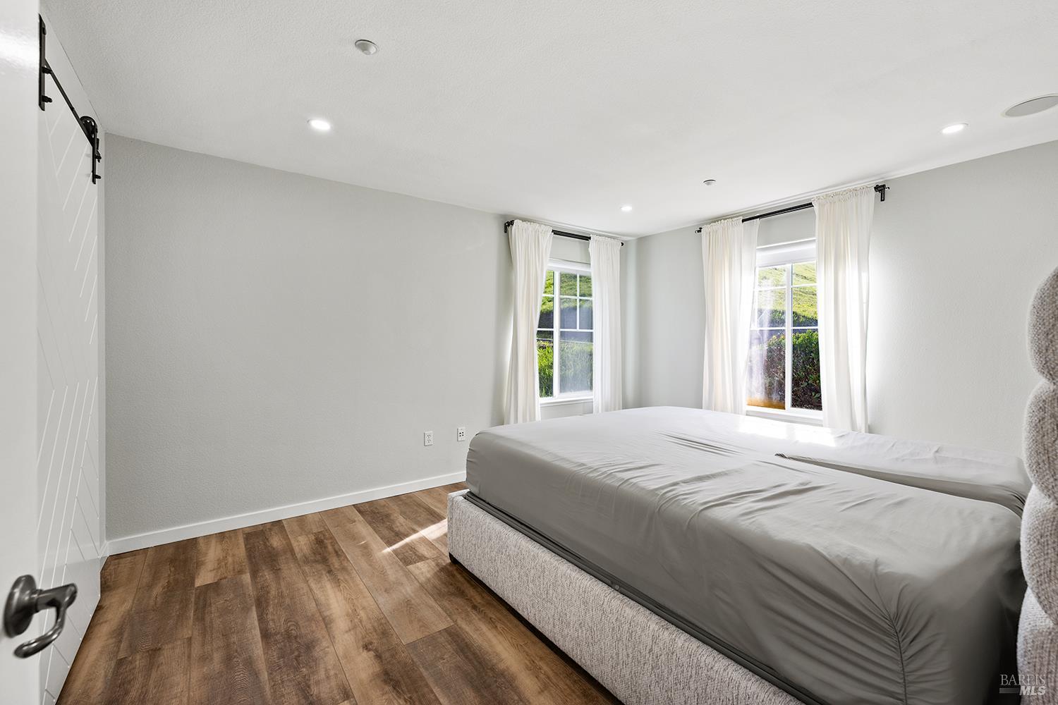 Detail Gallery Image 23 of 32 For 117 Captain Nurse Cir, Novato,  CA 94949 - 2 Beds | 2 Baths