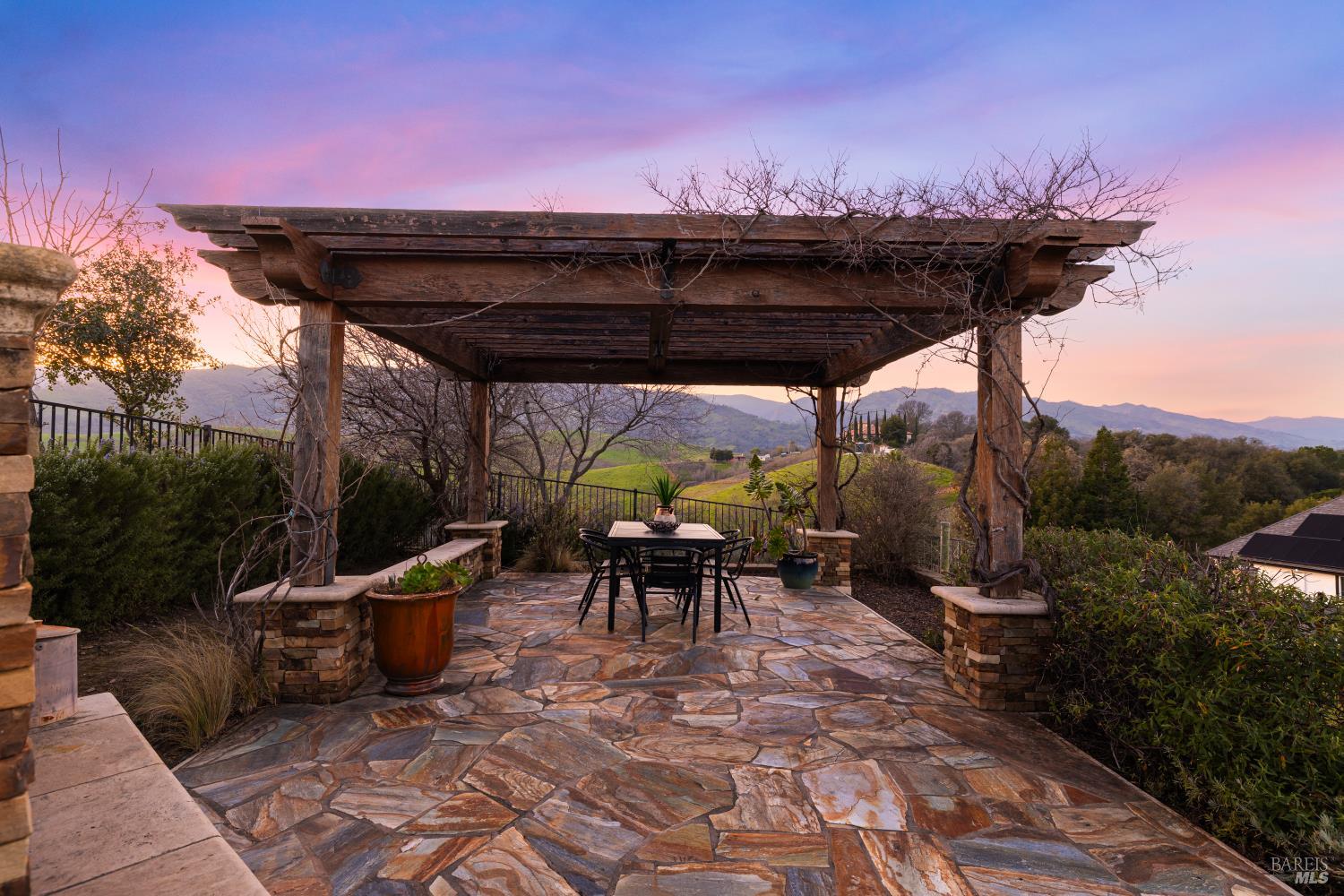 Detail Gallery Image 76 of 91 For 240 Hidden Valley Ln, Vacaville,  CA 95688 - 6 Beds | 3 Baths