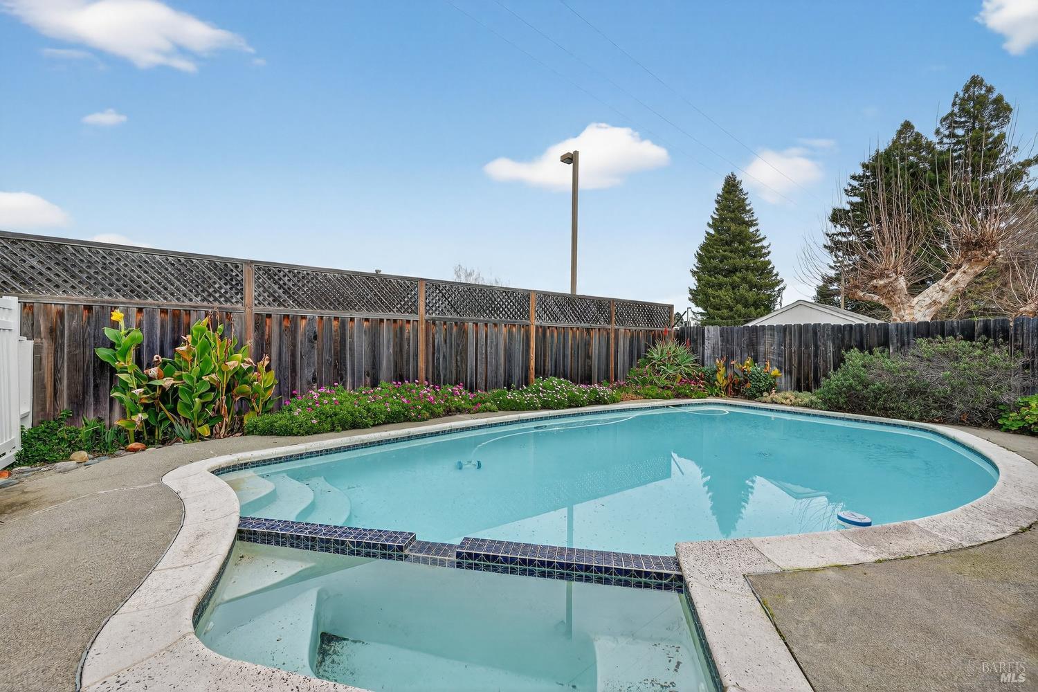 Detail Gallery Image 30 of 38 For 2312 Kathleen Dr, Napa,  CA 94558 - 3 Beds | 2 Baths