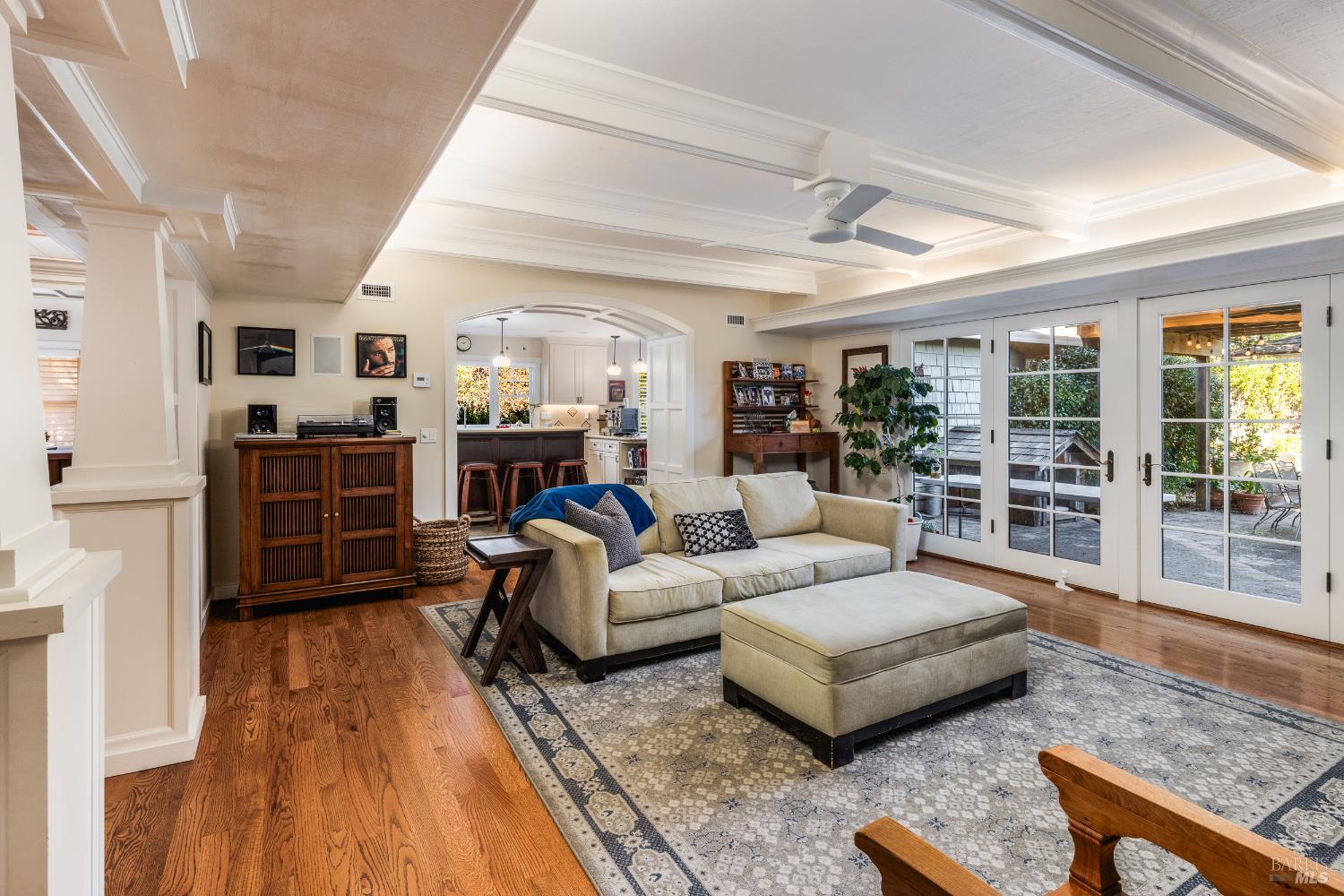 Detail Gallery Image 6 of 20 For 200 Alderbrook Dr, Santa Rosa,  CA 95405 - 4 Beds | 3/1 Baths