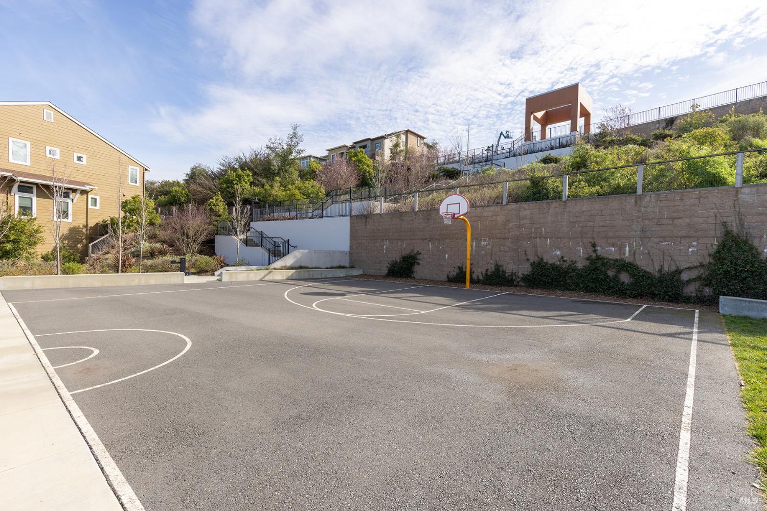 Detail Gallery Image 49 of 57 For 417 Jacquelyn Ln, Petaluma,  CA 94952 - 3 Beds | 2/1 Baths