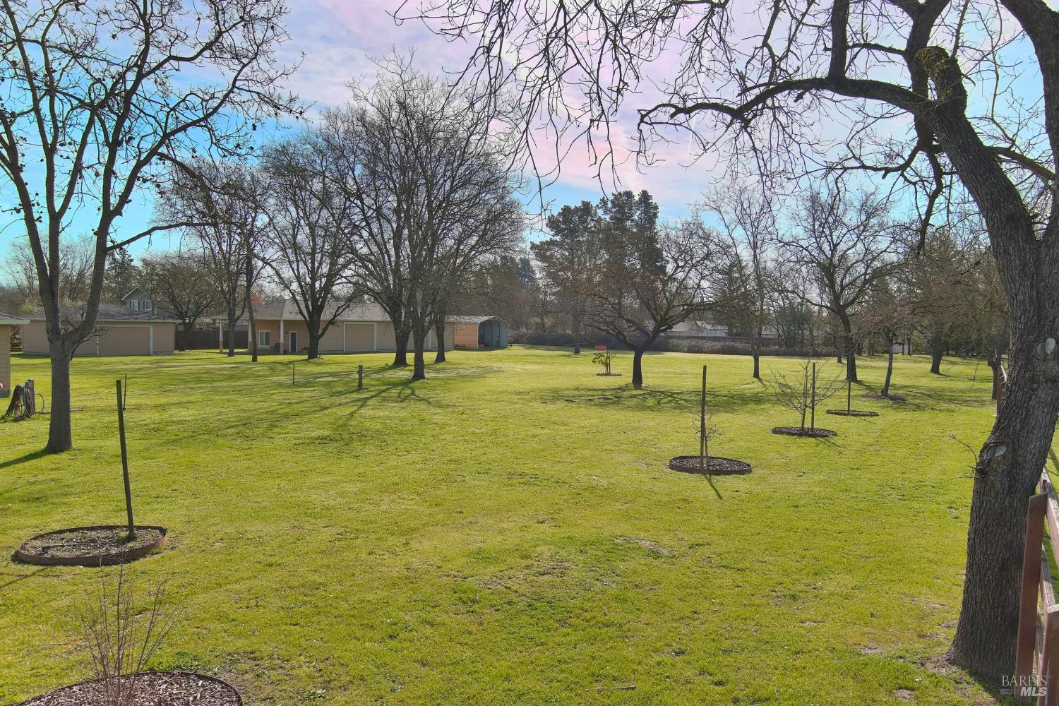 Detail Gallery Image 23 of 29 For 4782 Hall Rd, Santa Rosa,  CA 95401 - 3 Beds | 2/1 Baths