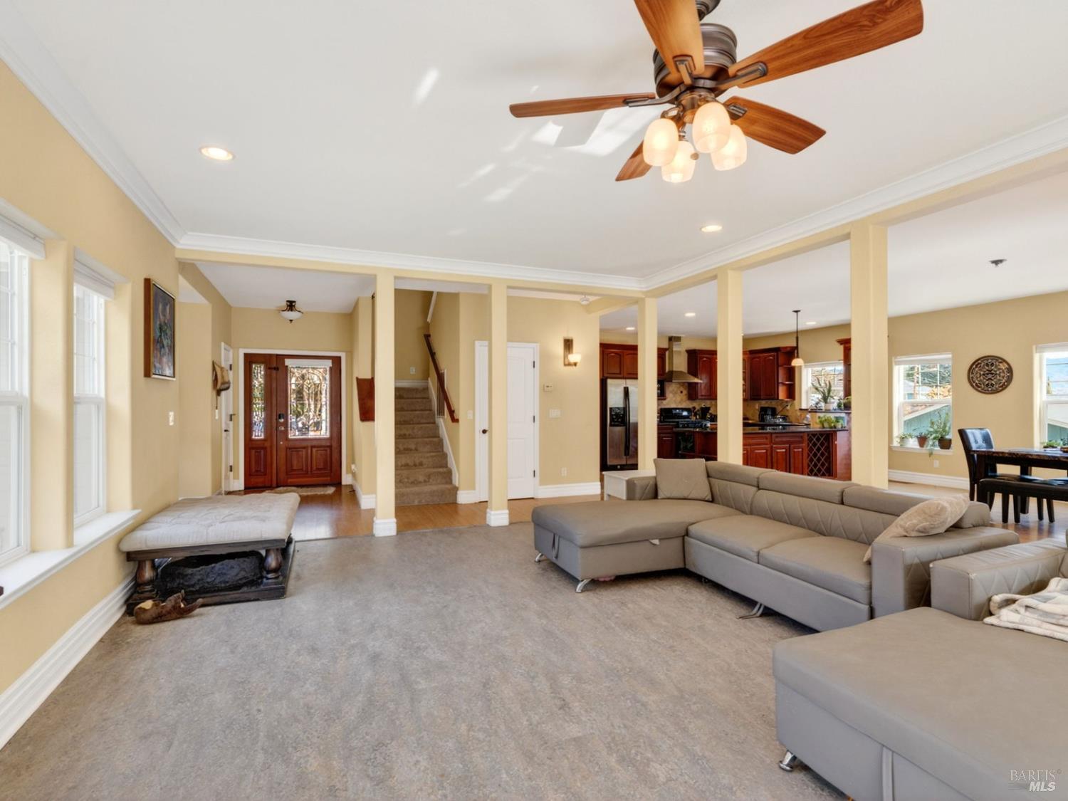 Detail Gallery Image 5 of 53 For 605 Redwood Ave, Ukiah,  CA 95482 - 4 Beds | 2/1 Baths