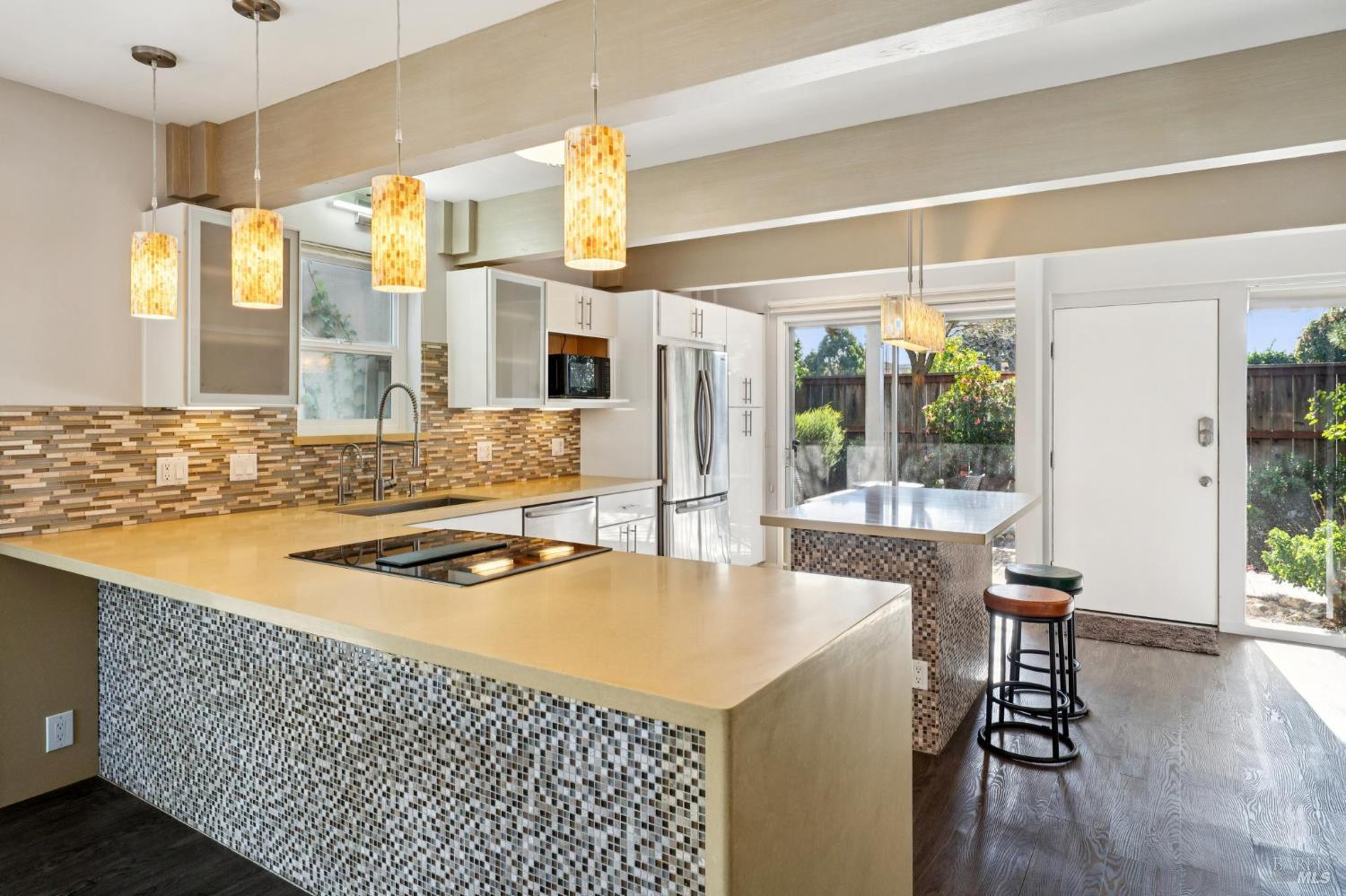 Detail Gallery Image 9 of 38 For 320 via Casitas Unkn #109,  Greenbrae,  CA 94904 - 3 Beds | 2 Baths