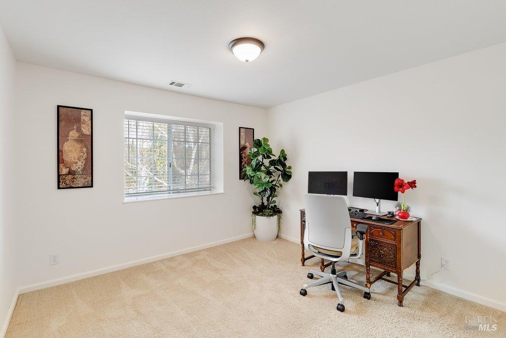 Detail Gallery Image 27 of 42 For 648 E J St, Benicia,  CA 94510 - 4 Beds | 3 Baths