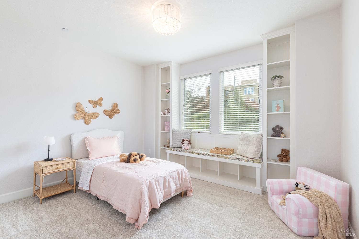 Detail Gallery Image 29 of 57 For 417 Jacquelyn Ln, Petaluma,  CA 94952 - 3 Beds | 2/1 Baths