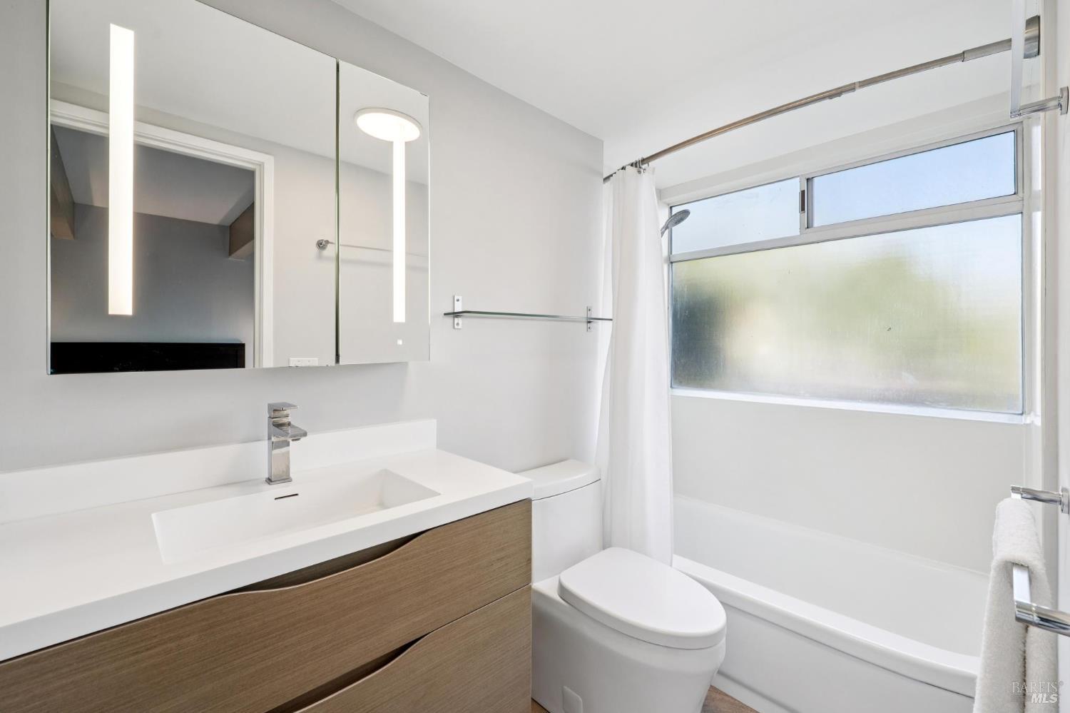 Detail Gallery Image 23 of 38 For 320 via Casitas Unkn #109,  Greenbrae,  CA 94904 - 3 Beds | 2 Baths