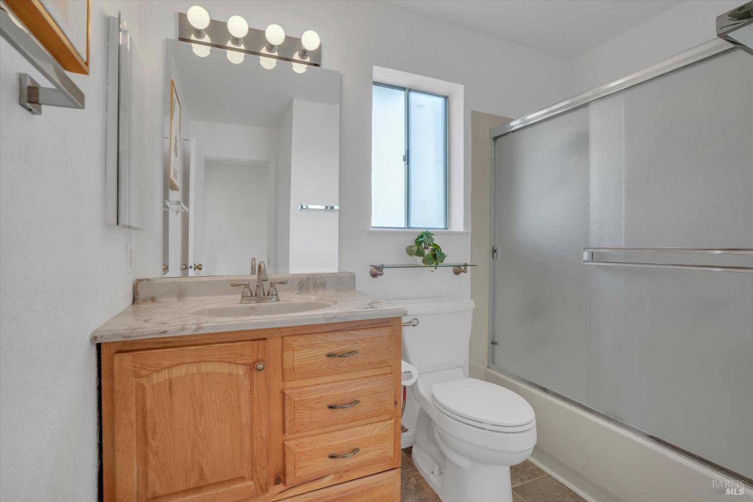 Detail Gallery Image 22 of 36 For 4497 Wildberry Ct, Concord,  CA 94521 - 4 Beds | 3 Baths