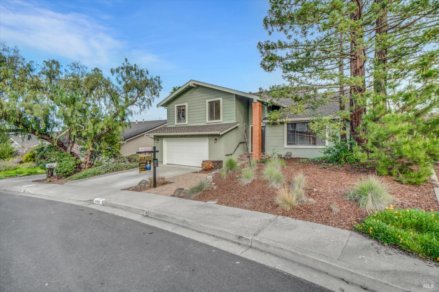 Detail Gallery Image 3 of 36 For 4497 Wildberry Ct, Concord,  CA 94521 - 4 Beds | 3 Baths