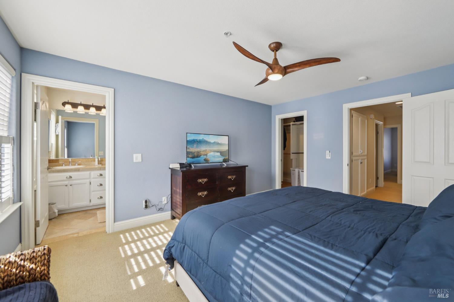 Detail Gallery Image 26 of 40 For 125 Johnson St, Windsor,  CA 95492 - 3 Beds | 2/1 Baths