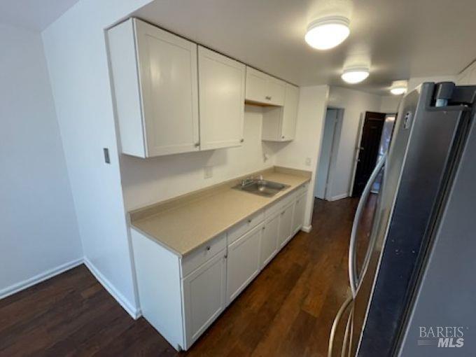 Detail Gallery Image 10 of 22 For 935 W 8th St, Santa Rosa,  CA 95401 - 4 Beds | 2 Baths