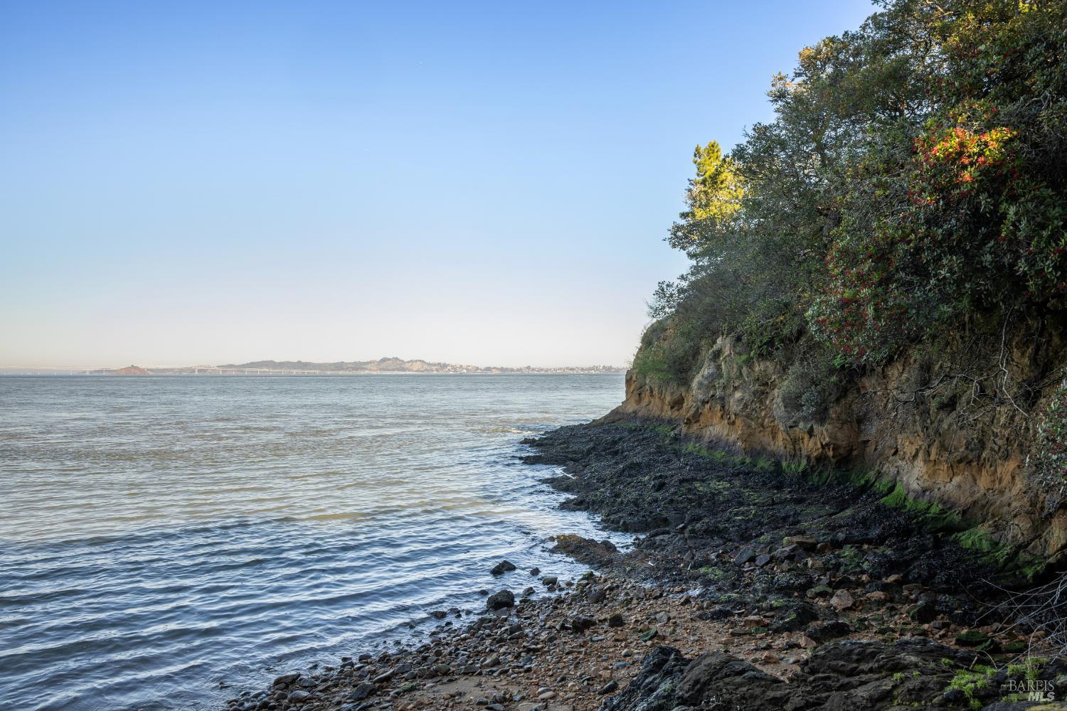 Detail Gallery Image 29 of 33 For 2800 Paradise Dr, Tiburon,  CA 94920 - – Beds | – Baths