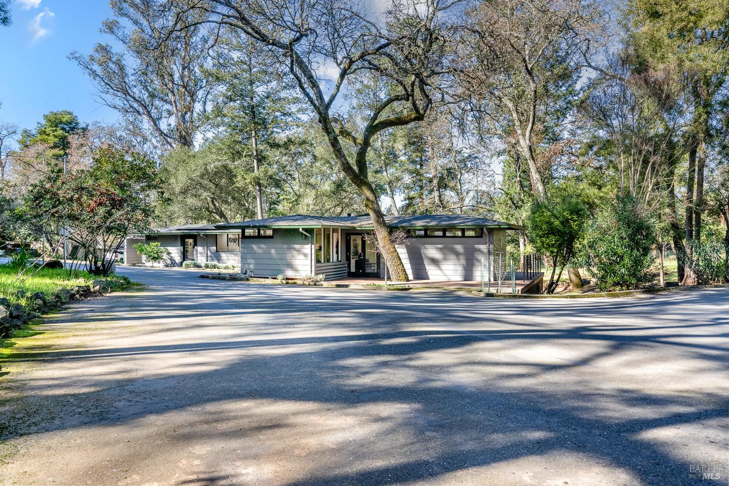 Detail Gallery Image 5 of 35 For 4010 Montecito Ave, Santa Rosa,  CA 95404 - – Beds | – Baths