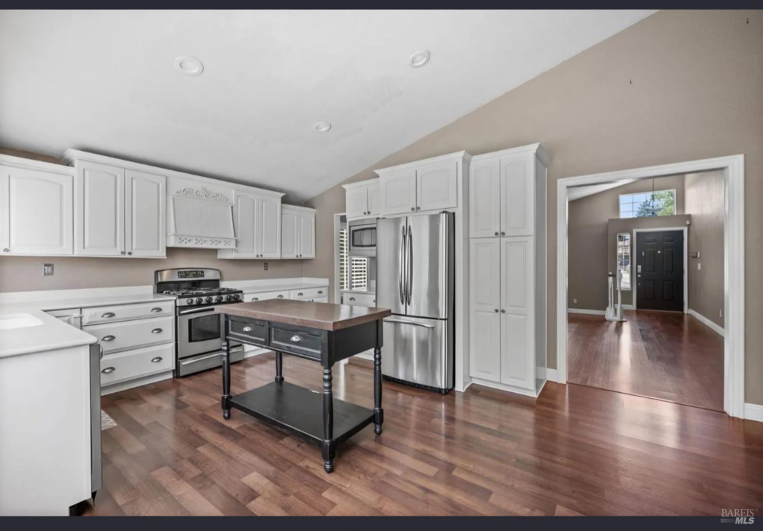 Detail Gallery Image 41 of 49 For 875 Christine Dr, Vacaville,  CA 95687 - 5 Beds | 3 Baths