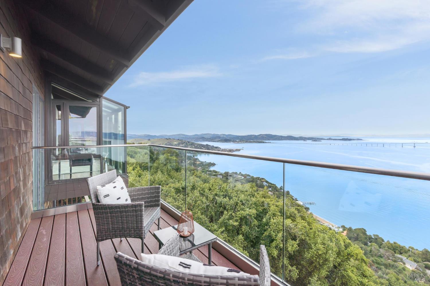 Detail Gallery Image 33 of 60 For 132 Sugarloaf Dr, Tiburon,  CA 94920 - 3 Beds | 2 Baths