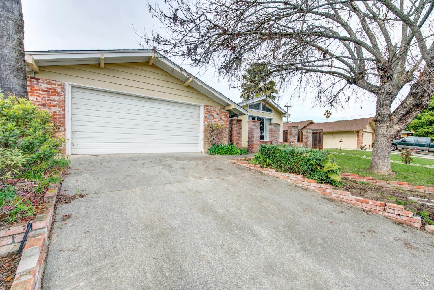 Detail Gallery Image 7 of 57 For 620 Walnut Ave, Vacaville,  CA 95688 - 4 Beds | 3 Baths