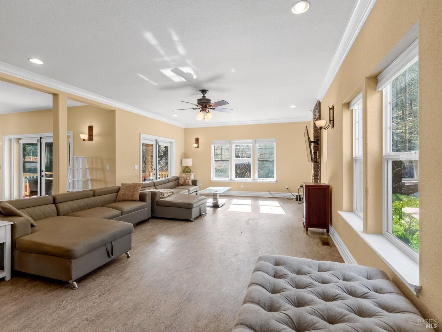 Detail Gallery Image 29 of 53 For 605 Redwood Ave, Ukiah,  CA 95482 - 4 Beds | 2/1 Baths