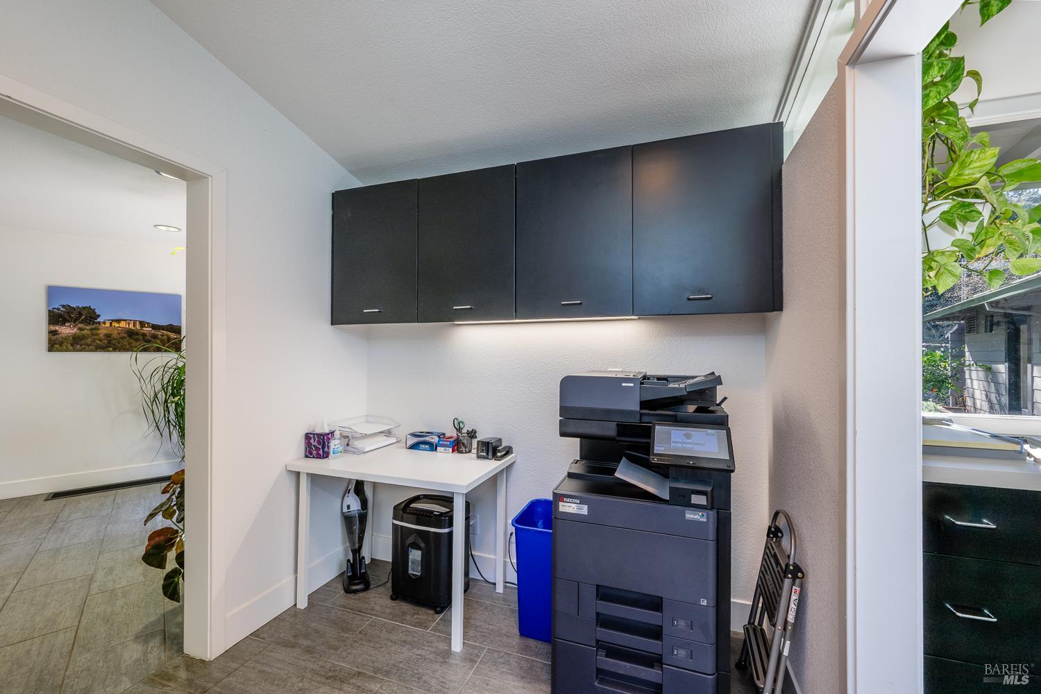 Detail Gallery Image 25 of 35 For 4010 Montecito Ave, Santa Rosa,  CA 95404 - – Beds | – Baths