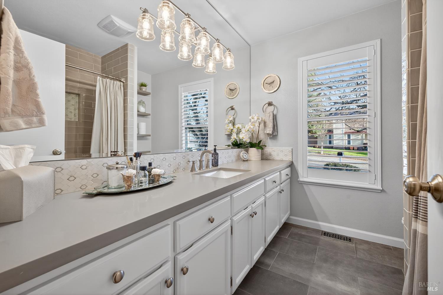 Detail Gallery Image 23 of 53 For 2071 Mount Olive Dr, Santa Rosa,  CA 95404 - 3 Beds | 2 Baths