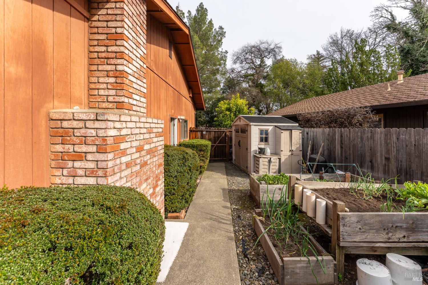 Detail Gallery Image 27 of 34 For 550 Baywood Ct, Ukiah,  CA 95482 - 3 Beds | 2/1 Baths