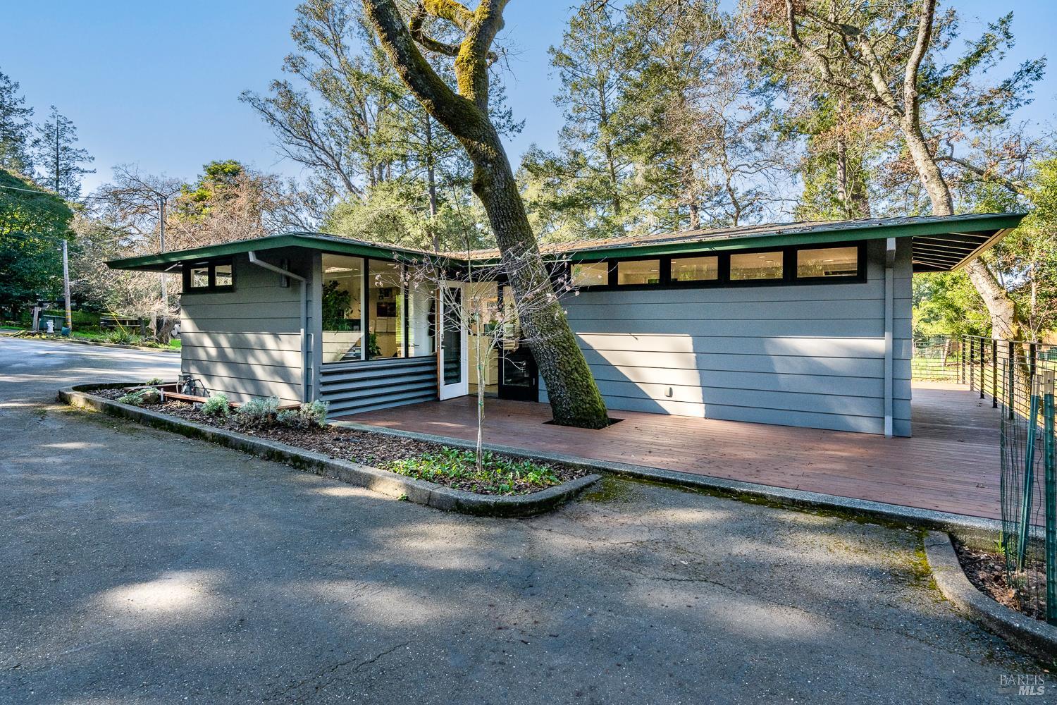 Detail Gallery Image 3 of 35 For 4010 Montecito Ave, Santa Rosa,  CA 95404 - – Beds | – Baths