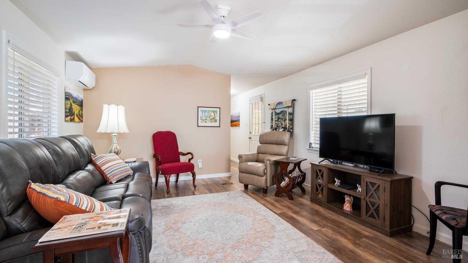 Detail Gallery Image 5 of 21 For 114 Redwing Dr, Santa Rosa,  CA 95409 - 2 Beds | 1 Baths