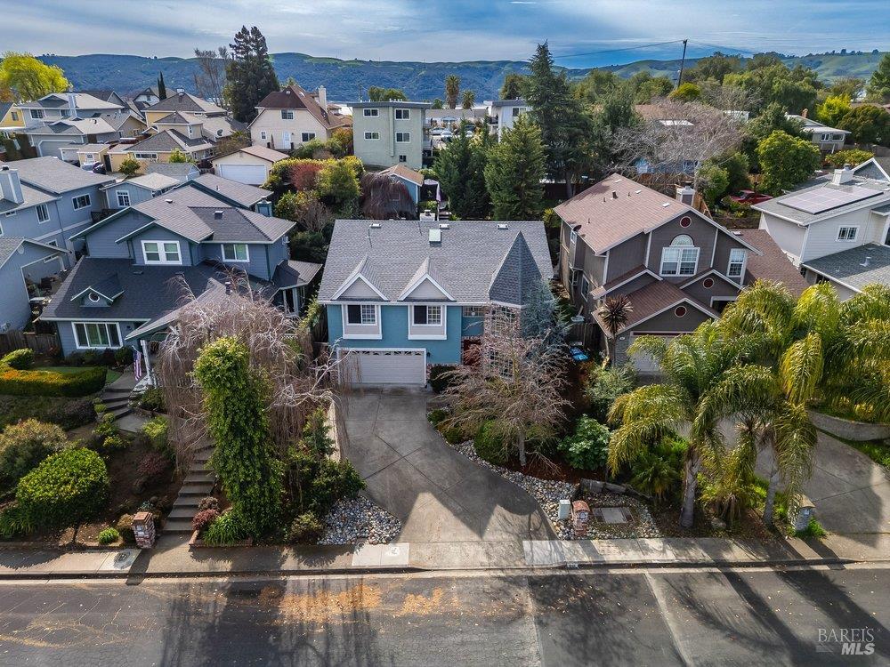 Detail Gallery Image 38 of 42 For 648 E J St, Benicia,  CA 94510 - 4 Beds | 3 Baths