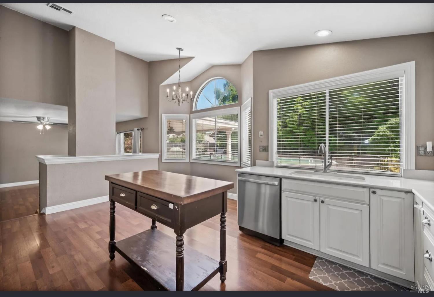 Detail Gallery Image 38 of 49 For 875 Christine Dr, Vacaville,  CA 95687 - 5 Beds | 3 Baths