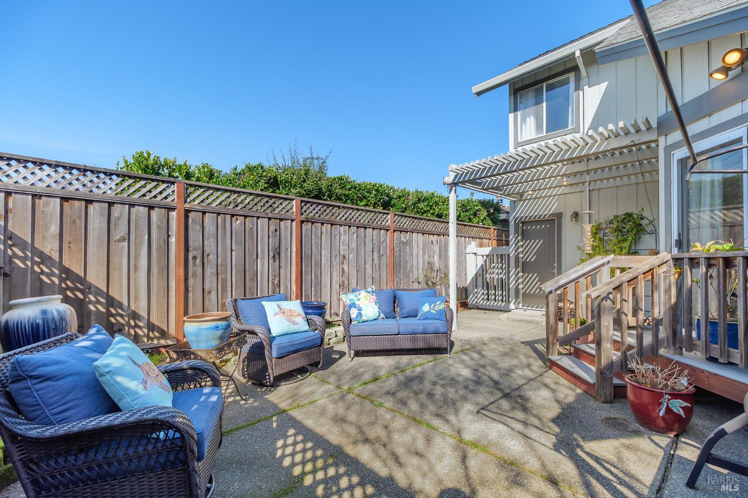 Detail Gallery Image 30 of 31 For 1449 Morning Glory Dr, Petaluma,  CA 94954 - 3 Beds | 2 Baths