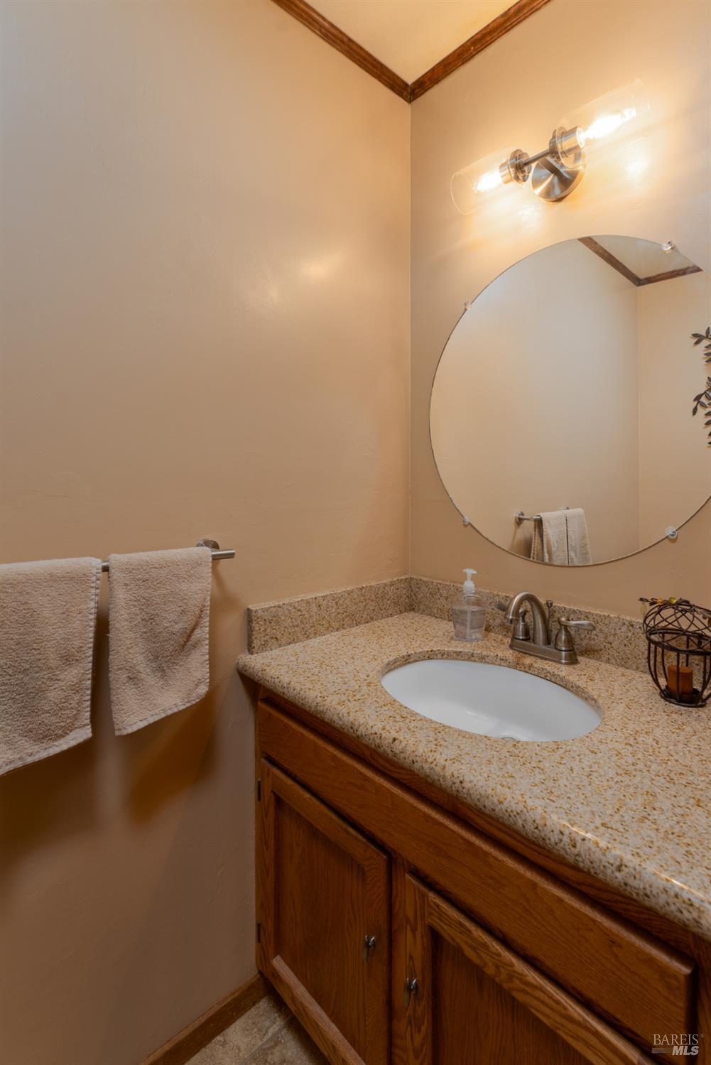 Detail Gallery Image 18 of 34 For 550 Baywood Ct, Ukiah,  CA 95482 - 3 Beds | 2/1 Baths