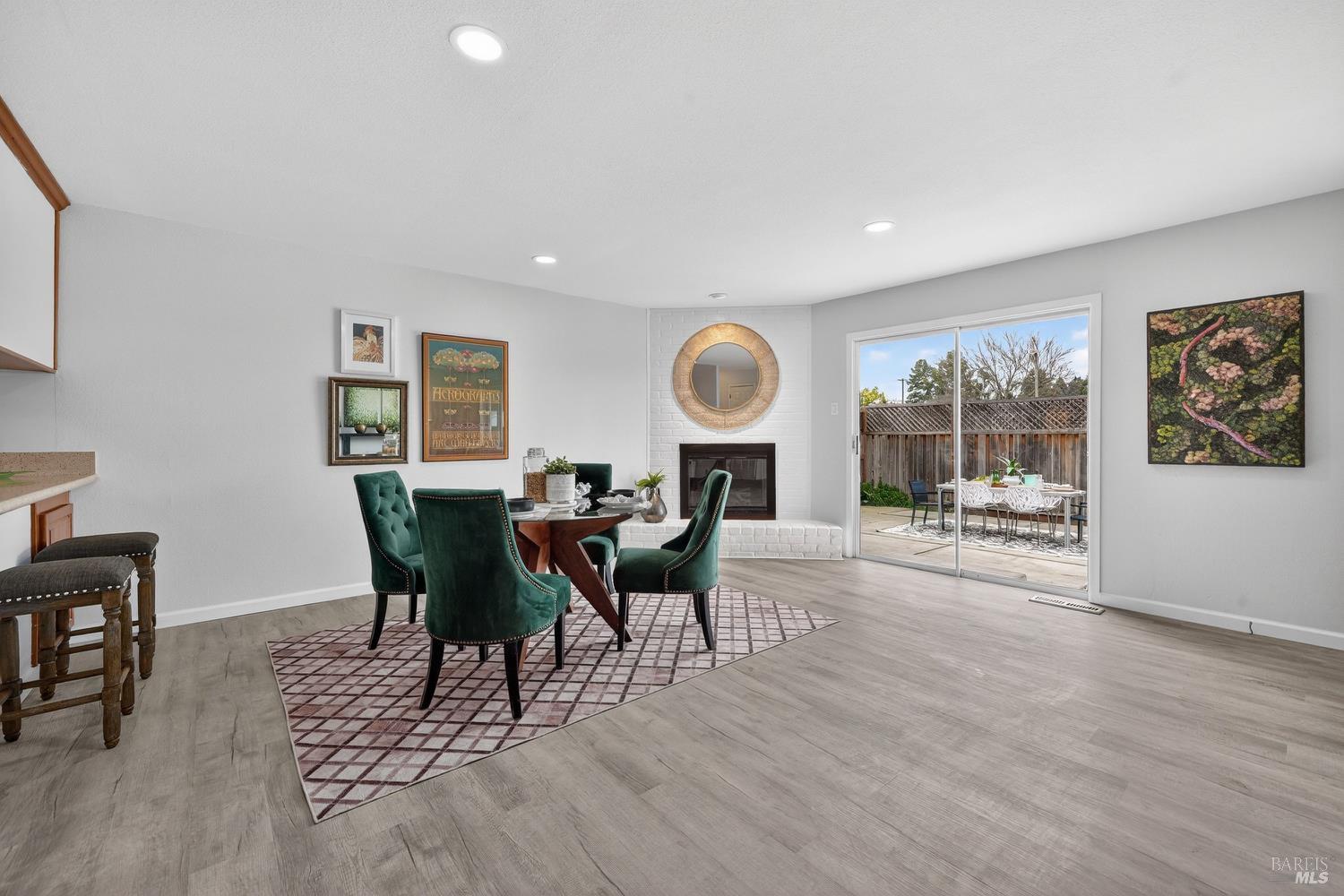 Detail Gallery Image 9 of 38 For 2312 Kathleen Dr, Napa,  CA 94558 - 3 Beds | 2 Baths